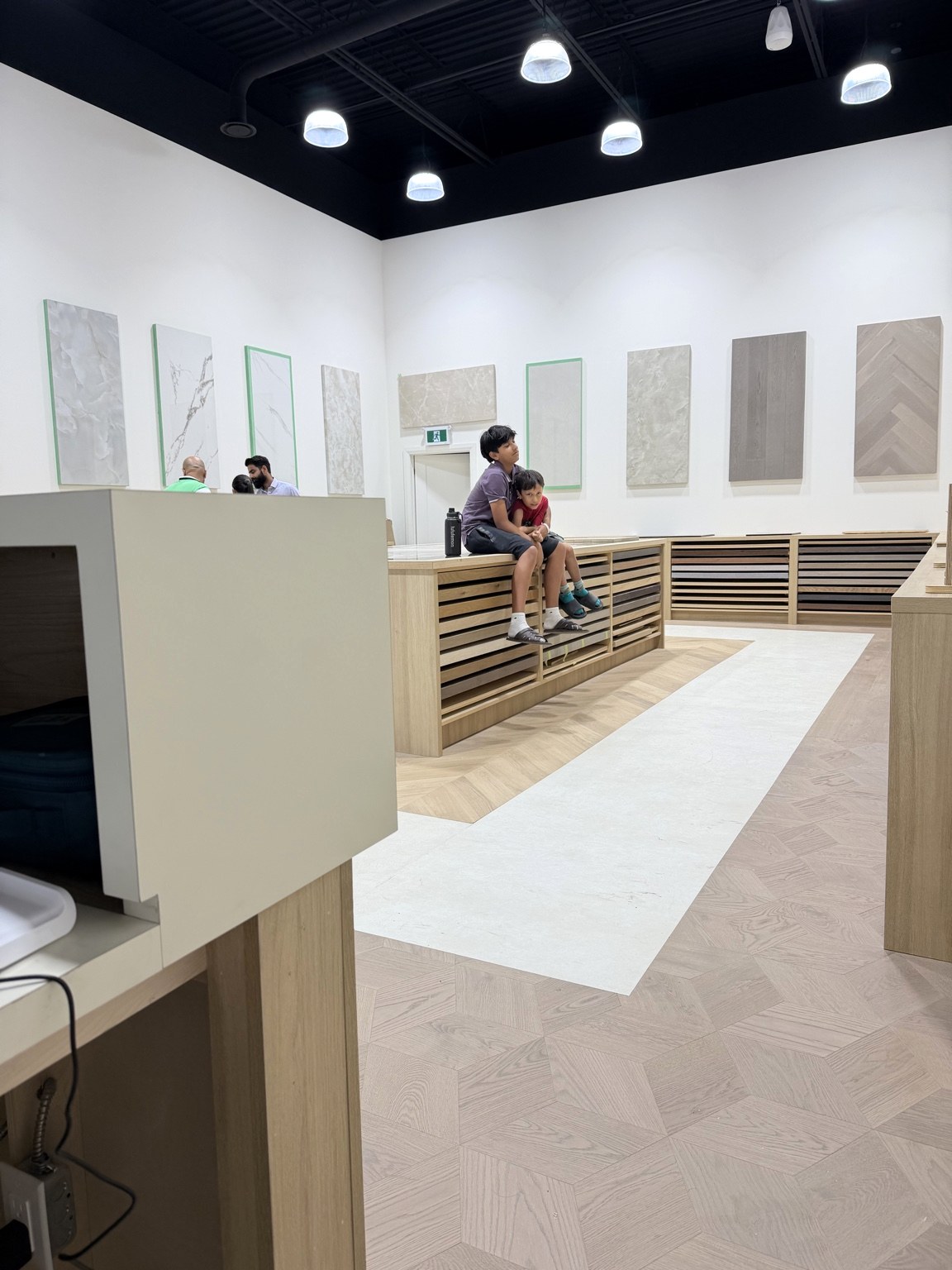 Showroom material library